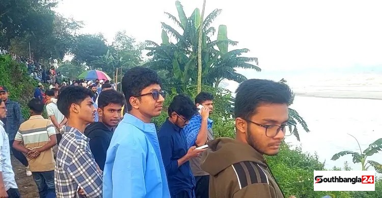 কাঞ্চনজঙ্ঘার আশায় তেঁতুলিয়ায় গিয়ে রাত কাটে খোলা আকাশের নিচে