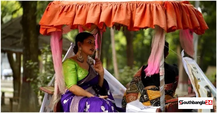 রাজশাহীর পথে পথে চিরকুট’