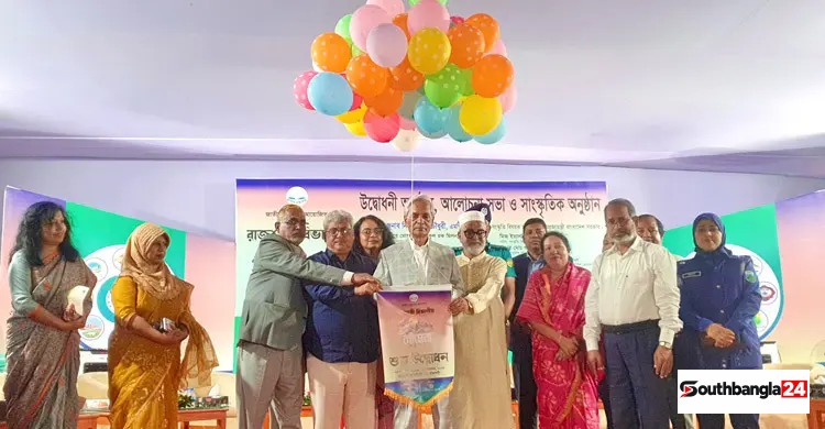 ‘খাতায় না লিখলেও একসময় ৯৮ শতাংশ শিক্ষার্থীকে পাস করানো হয়েছে’