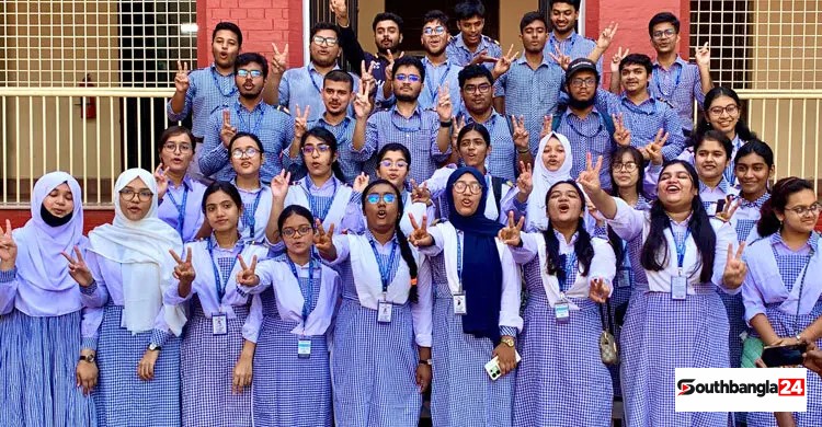 পাসের হারসহ জিপিএ-৫ দুই সূচকেই বোর্ডে শীর্ষে রাজশাহী