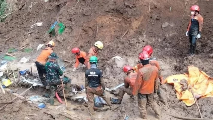 ইথিওপিয়ায় ভূমিধসে নিহত ২২৯, উদ্ধার অভিযানে ধীরগতি