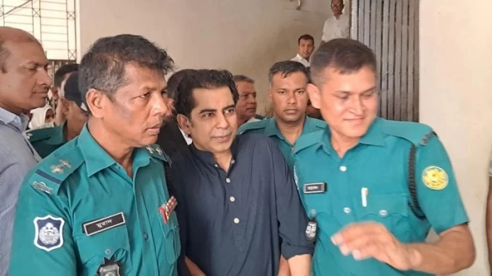 ৫ দিনের রিমান্ডে আন্দালিব রহমান পার্থ