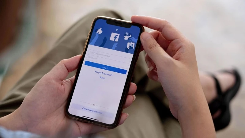 ফেসবুক অ্যাকাউন্ট সুরক্ষিত রাখা যায় কীভাবে?